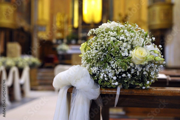 Fototapeta Fiori in chiesa