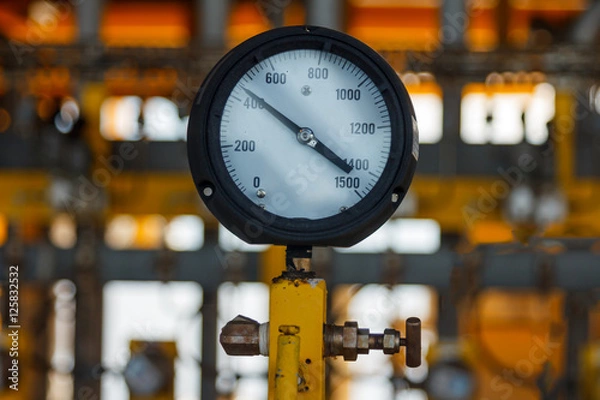 Obraz Pressure gauge for monitoring measure pressure production proces