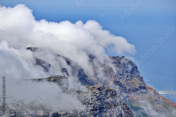 Obraz Tafelberg unter Wolkendecke