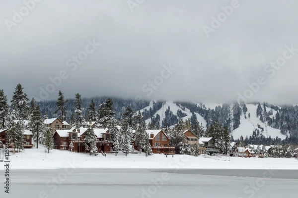 Fototapeta Flozen Lake, Climate Change at Southern California, Big Bear Lak