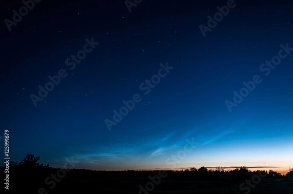 Fototapeta Серебристые облака перед рассветом