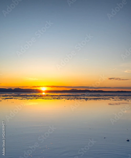 Fototapeta 天空の鏡 - ウユニ塩湖の絶景