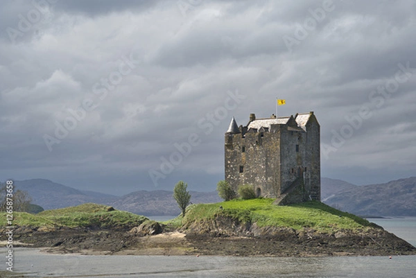 Obraz Castle Stalker dates back to 1450 in Scotland