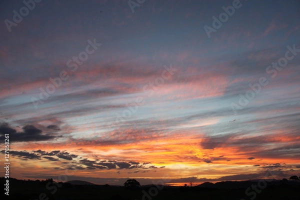 Fototapeta vivid sunset