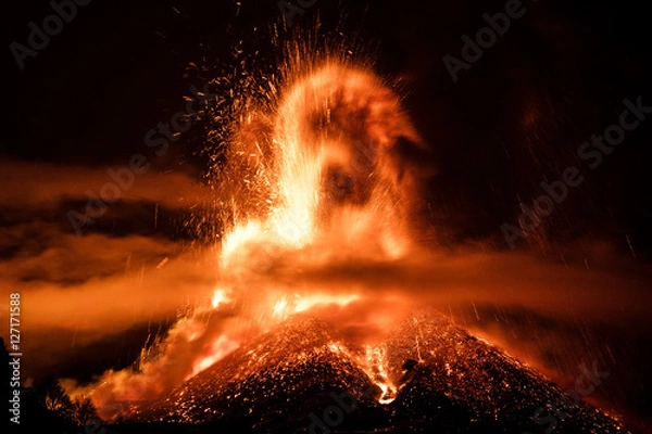 Obraz Erupcja wulkanu
