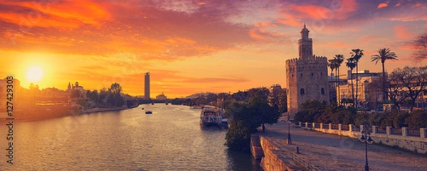 Obraz Sewill Sunset Skyline Torre del Gold w Sevilla