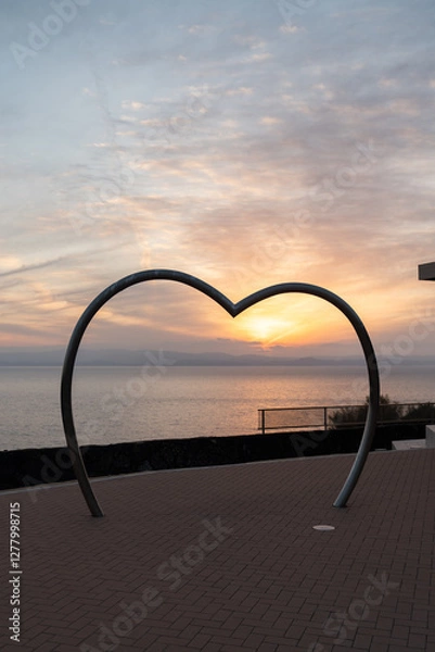 Obraz 大村湾パーキングエリアで見る夕焼け・恋人の聖地・長崎県