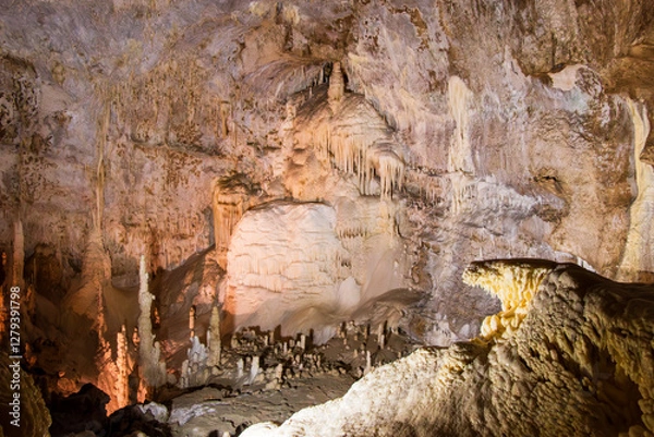 Fototapeta Internal view of Frasassi Caves: a karst cave in the municipality of Genga (Province of Ancona, Marche, Italy).