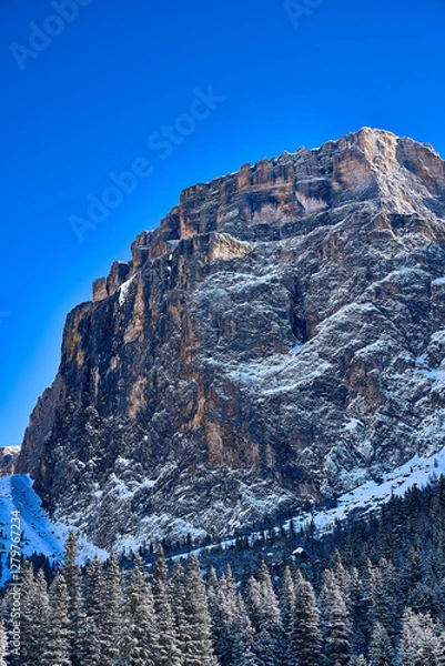 Obraz Beautiful panoramic view to the Sellaronda - the ski circuit around the Sella group in Dolomites, Italy - Badia, Gherdeina, Fascia. Extraordinary snowy peaks of the dolomites, southern Alps.
