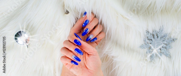 Obraz Christmas blue nails