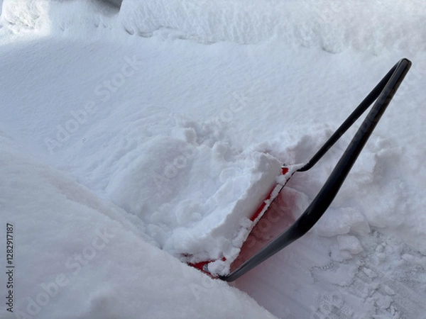 Fototapeta スノーダンプ　雪寄せ作業　冬　大雪　スコップ　イメージ