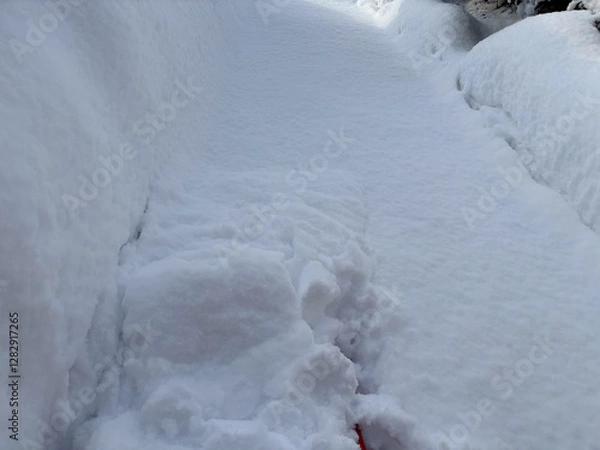 Fototapeta スノーダンプ　雪寄せ作業　冬　大雪　スコップ　イメージ