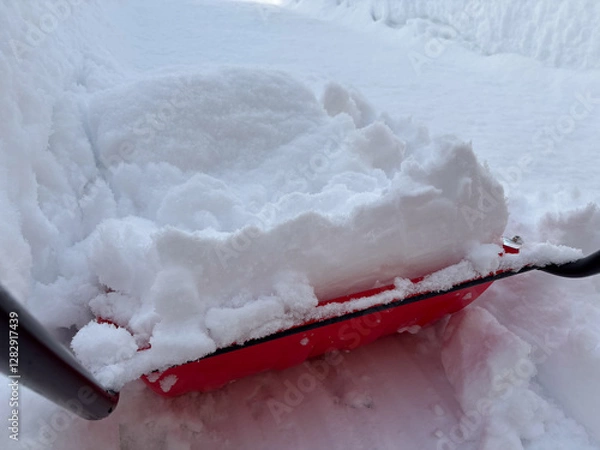 Fototapeta スノーダンプ　雪寄せ作業　冬　大雪　スコップ　イメージ