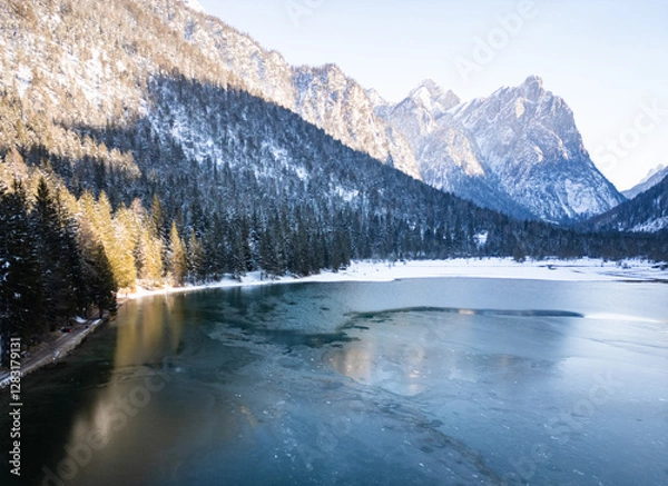 Obraz lake in the mountains