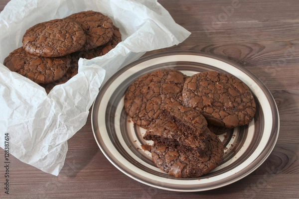 Obraz Fudge brownie cookies on crockery plate