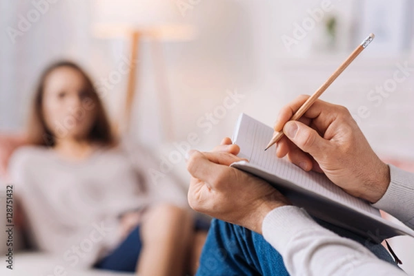 Fototapeta Profesjonalny psycholog prowadzący konsultację