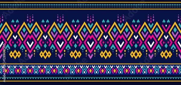 Fototapeta thaitraditional colurfull