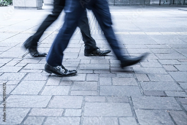 Obraz 歩くビジネスマン