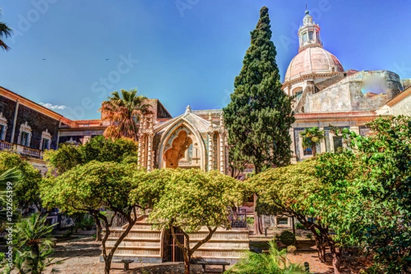 Obraz Cloister of the Benedictine Monastery of San Nicolo l'Arena in Catania, Sicily, Italy, - a jewel of the late Sicilian Baroque style.