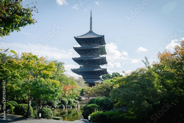 Obraz Pagoda in a temple in Kyoto, Japan