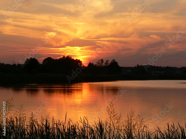 Obraz red sunset by the lake