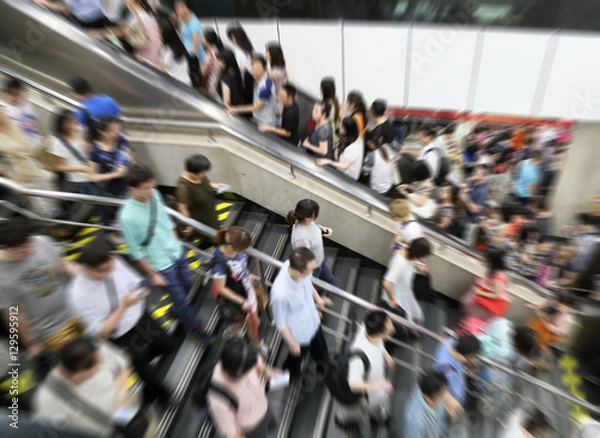 Obraz Underground passage crowded people