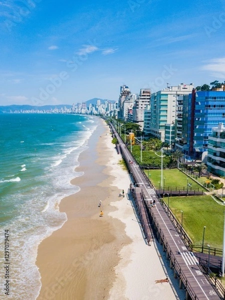 Obraz Itapema - aerial view of the beach and the Itapema walkway