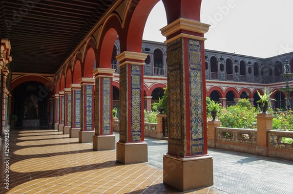 Obraz Courtyard in the Convento Santo Domingo in Lima, Peru.