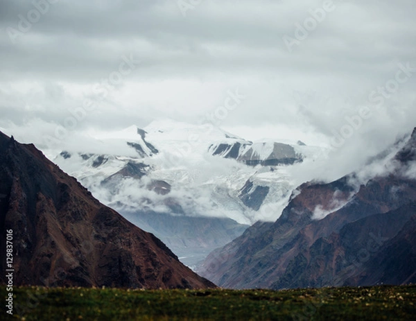 Fototapeta glacial mountain view
