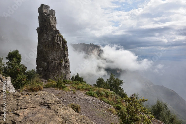 Obraz Path of the Gods or Sentiero Degli Dei over the clouds, Agerola, Kampania, Neapol, Italy