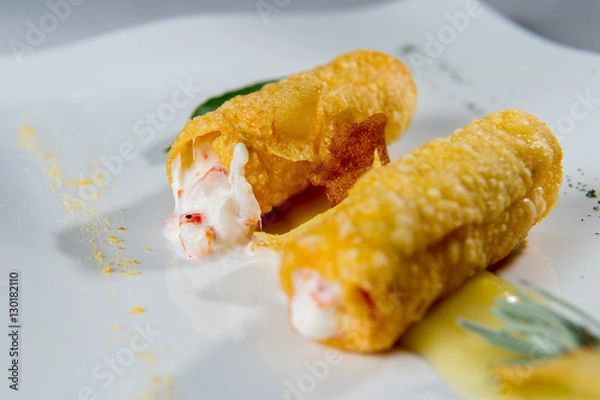 Obraz Fried cannelloni paste stuffed with ricotta cheese and lobster