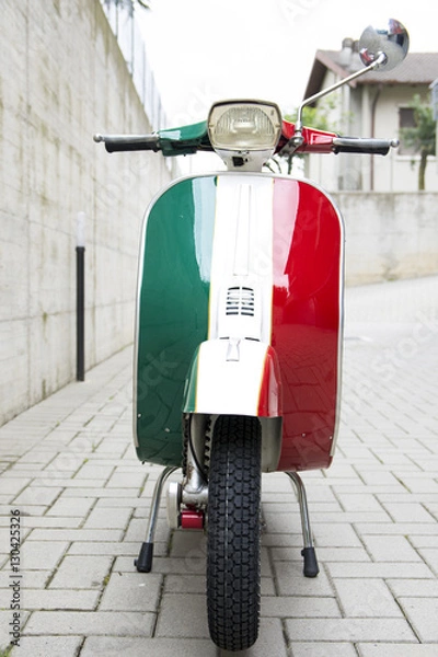 Obraz scooter tricolore