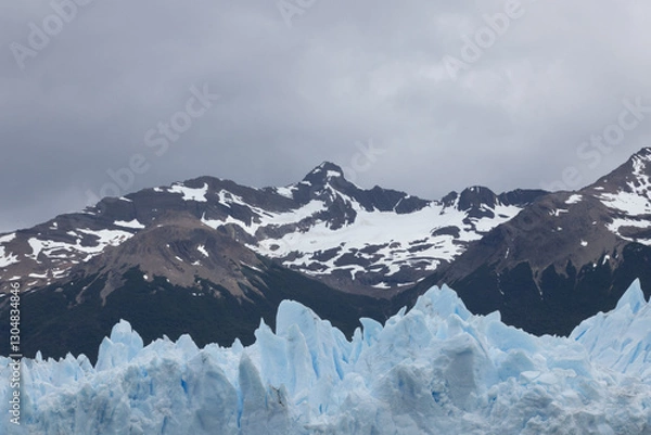 Obraz Glacier with a mountain
