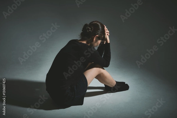 Obraz 落ち込む女性