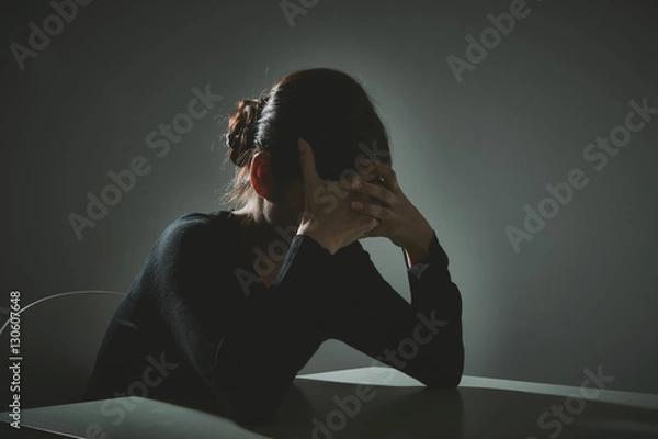 Obraz 落ち込む女性