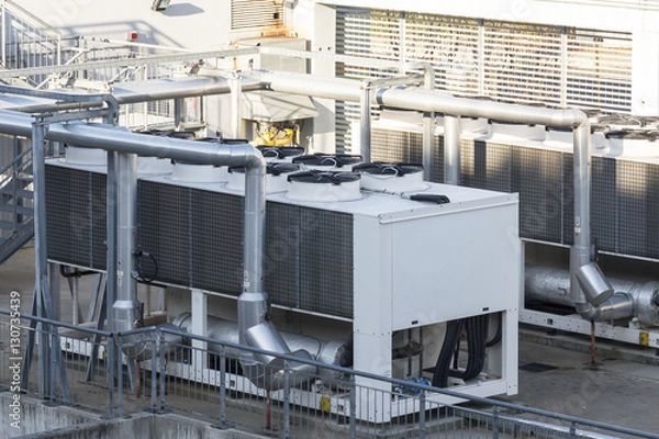 Obraz refrigerating unit for realization chilled water in an industry