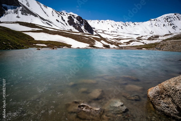 Obraz lake in the mountains，天山天池