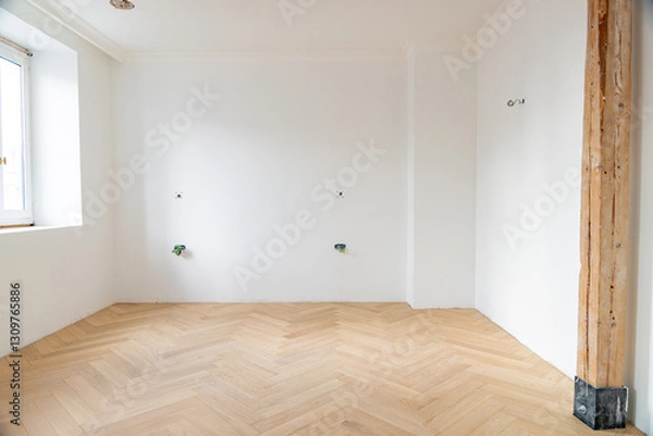 Fototapeta Projet en cours, rénovation d'un appartement. Vue de la chambre où les câbles électriques sont sortis du mûr.