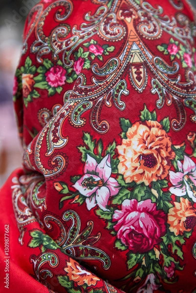 Obraz Russian folk pattern on a scarf and flowers