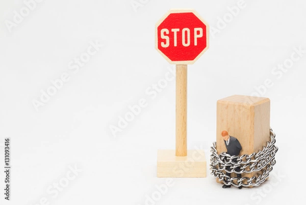 Fototapeta 鎖で縛り付けられたビジネスマン