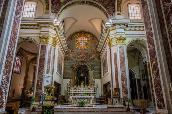 Fototapeta Isernia. The Cathedral of St. Peter the Apostle 1024