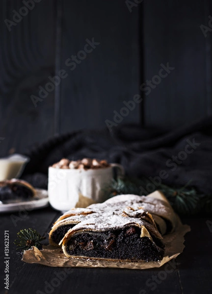 Obraz strudel on black background
