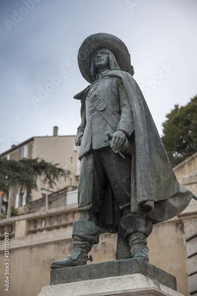 Fototapeta Francia,Guascogna,Auch,statua di Dartagnan