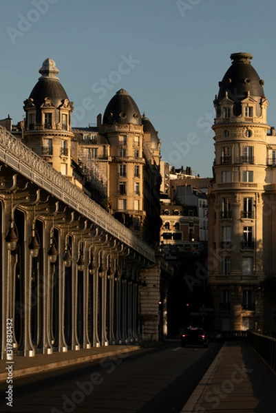 Obraz Bir Hakeim bridge in Paris France