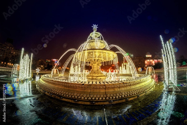 Obraz BUCHAREST, ROMANIA - DECEMBER 30, 2016: Union Square Fountain An