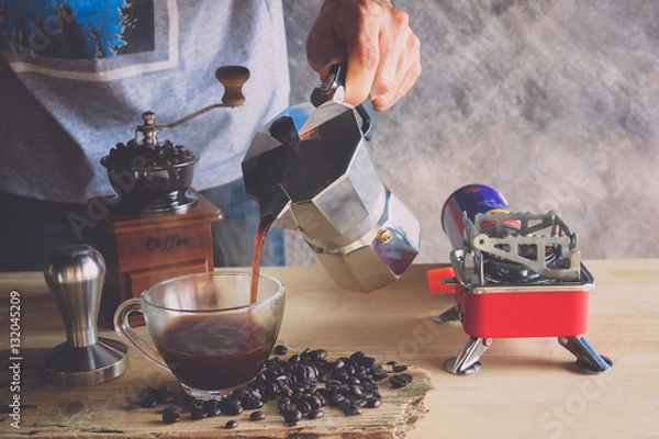 Obraz pouring coffee