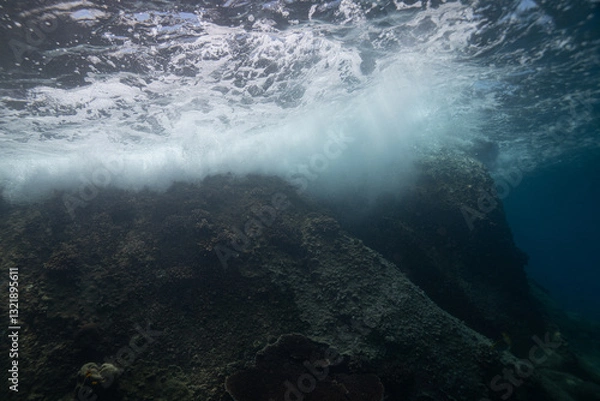 Obraz underwater scene with rays of light