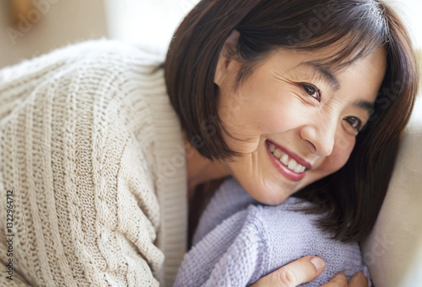 Fototapeta 笑顔の中高年の女性ポートレート（日本人・アジア人・笑う）