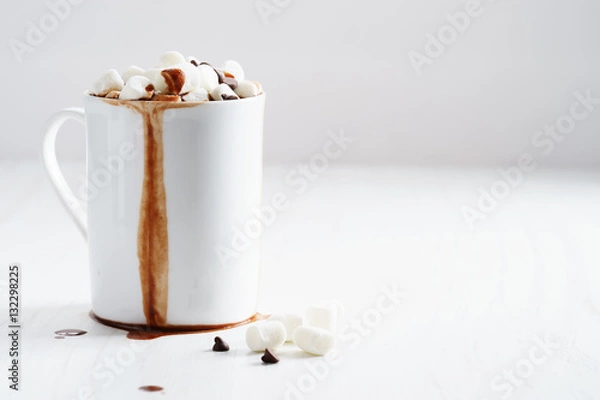 Obraz gorąca czekolada z mini piankami