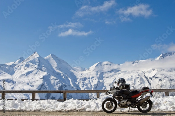 Obraz Motocykl w Grossglockner w Austrii